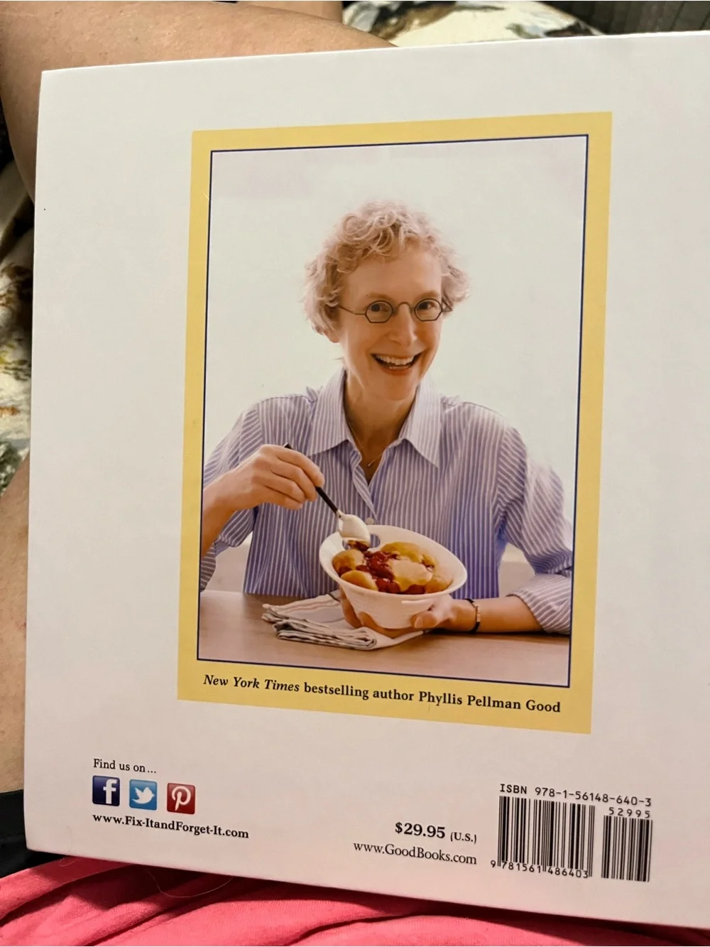 Fix-It and Forget-It Big Cookbook - Cream, Blue & Red Cover on